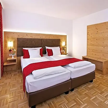 Park Laim Serviced Апарт-отель